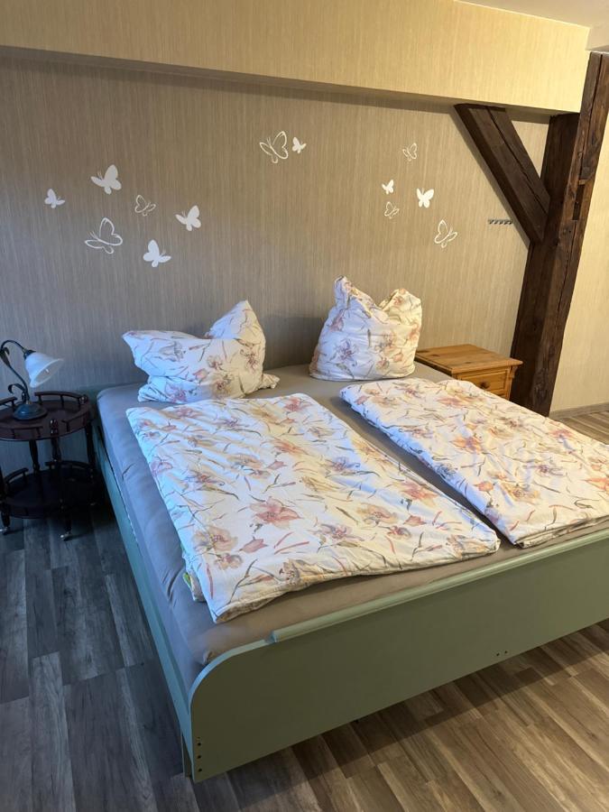 Zimmer In Tangermuender Innenstadt Bagian luar foto
